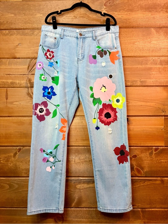 MISSLOOK Denim - MISSLOOK Light Wash Straight-Leg Jeans with Multicolor Floral Prints Size XL 🌼